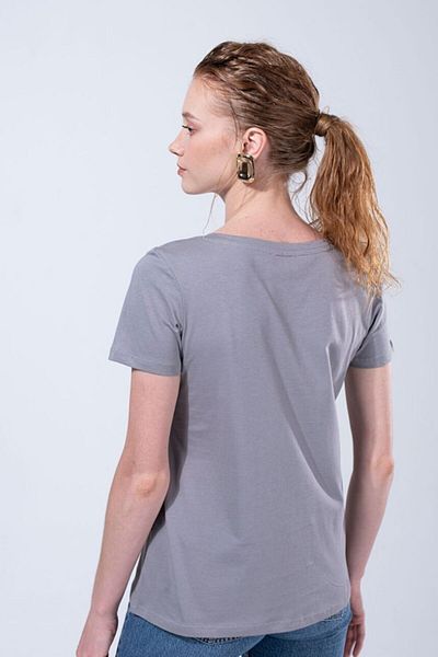IAMNOTBASIC Women's Gray V-Neck T-Shirt