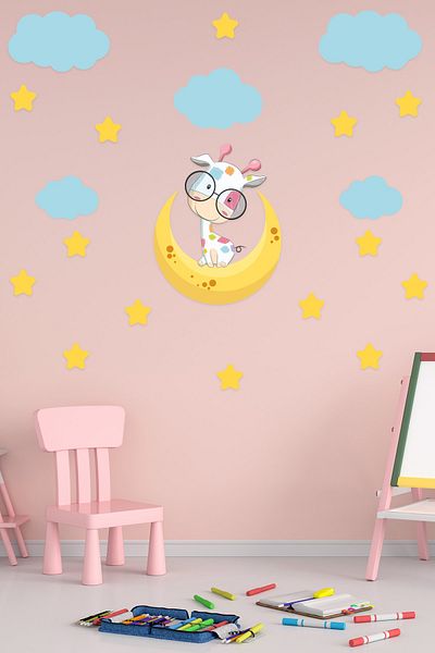 Tilki Dünyası Girafă drăguță pe lună, nori albaștri și stele galbene autocolant decorativ