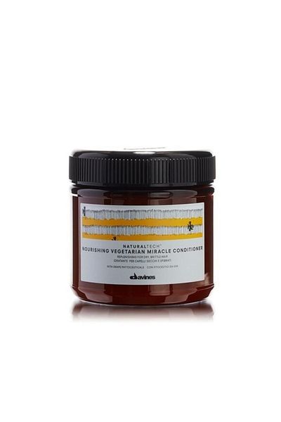Davines Nourishing Vegetarian Miracle Conditioner - Nourishing Conditioner for Damaged and Dry Hair 250 Ml