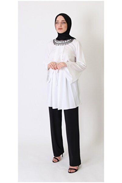 Essah Moda Kadın Beyaz Zincir Detaylı Fermuarlı Tunik