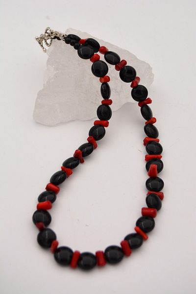 Stoneage Original Onyx and Coral Stone T Lock Healing Necklace