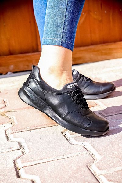 Forelli Pantofi ortopedici negri de damă 54501