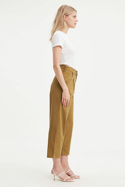 Levi's Women's Pleated Balloon Women's Pants-Dull Gold Fine Twill 8579100000