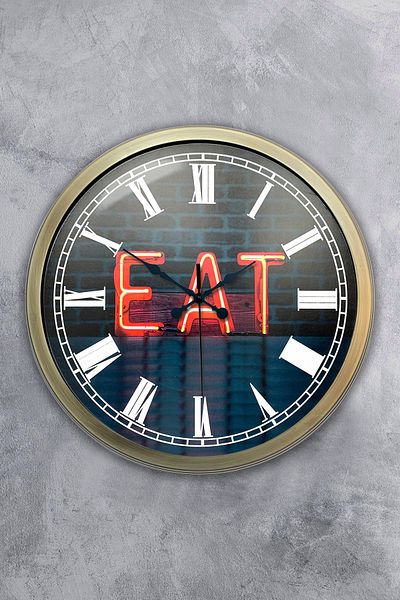 Kasva Concept 40 cm Antique Metal Eat Gift Wall Clock