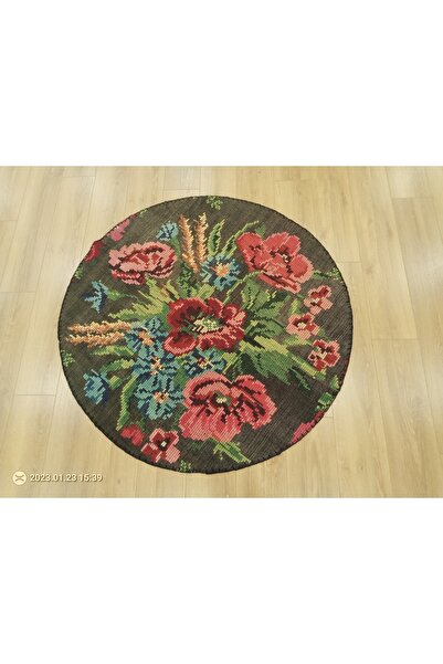 Karabağ Desenli Kilim 135x135