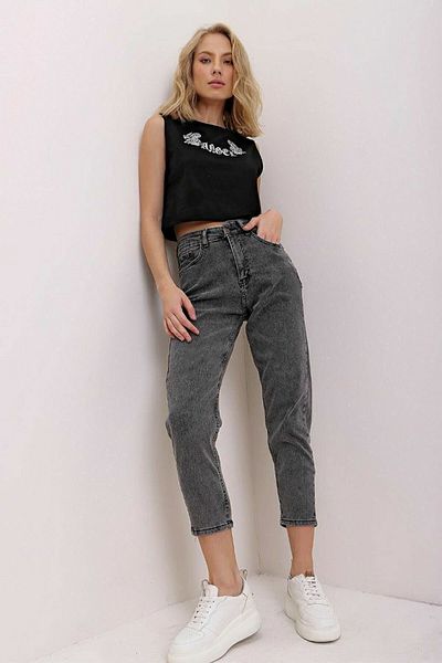 Trn JNS Maria High Waist Smoked Snow Mom Jeans Lycra Colorfast Smoked Extra Comfortable Mom Jeans