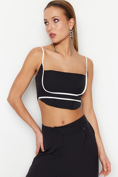 Trendyol Collection Чорно-біле ткане бюст'є з кроп-тканини з ухилом TPRSS23BS00016