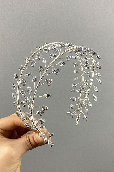 Hobigram Coroană de mireasă și henna cu mărgele de cristal Vela, gri argintiu, cu două rânduri – Coroană, cu pietre de cristal, model elegant – Coroană
