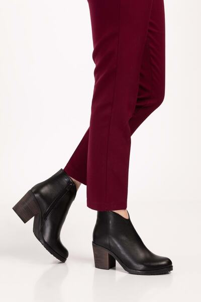 Gondol Kadın Hakiki Deri Orta Boy Topuk Şık Bot Anl.7024 - Siyah - 39