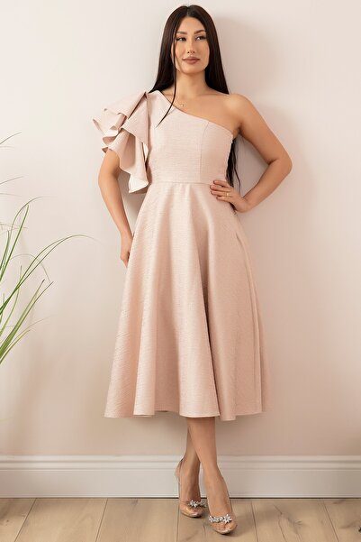 PULLIMM Ασημί φόρεμα με έναν ώμο με λεπτομέρεια βολάν 13408