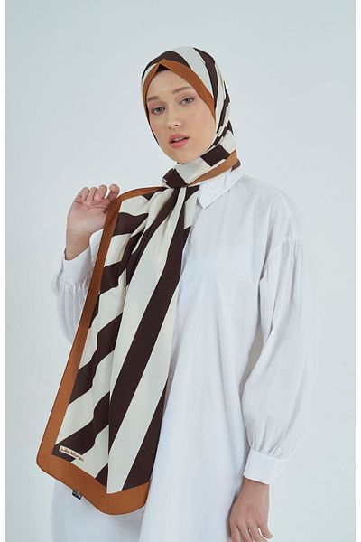 Julia Lauren Women's Medina Silk Shawl Brown - Off White