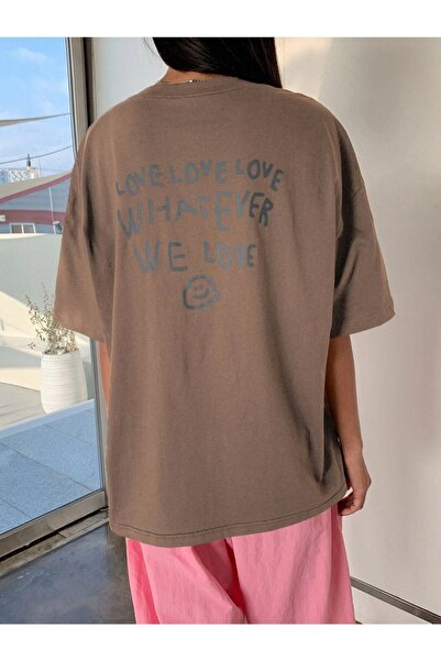 Black Sokak Blacksokak női világosbarna Love Love Love nyomott oversize, bő nyakú póló