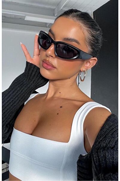 Goldmine نظارة شمسية Y2k بريميوم باللون الأسود المطفي - أسود