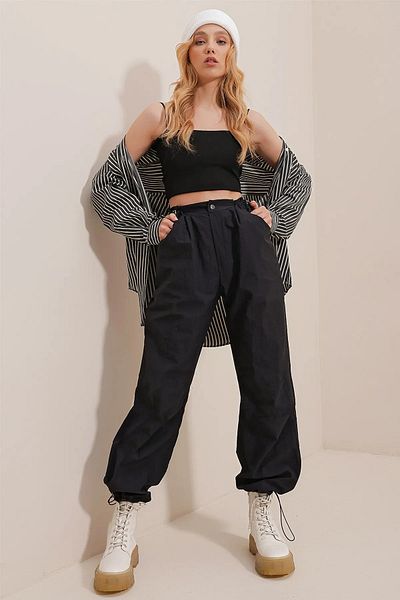 Laleli Butik Schwarze Damenhose aus Fallschirmstoff