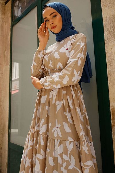 InStyle Rochie Hijab cu Brâu și Motiv Bougainvillea - Bej