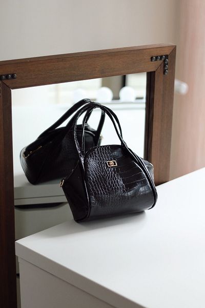 Moom Bag Γυναικεία τσάντα ώμου με διπλή λαβή με λουράκι