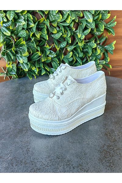 Ayakkabı Tutkusu Stilo ® Lace Embroidery on Wedge Heel Satin