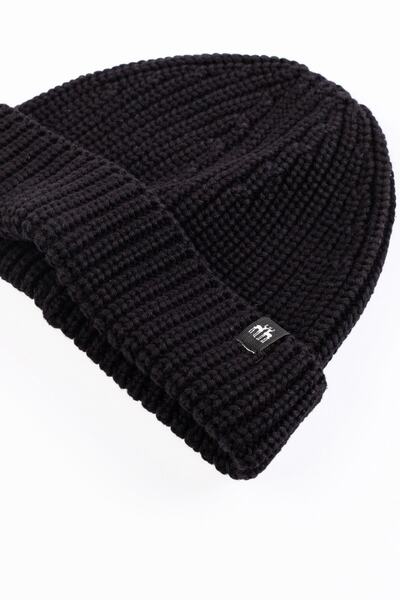 Karaca Erkek Bere-siyah