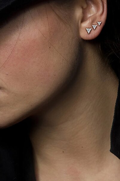 Begonia Accessories 925 Ayar Gümüş; Üçgen Zirkon Tek Taş Unısex 1 Çift Küpe