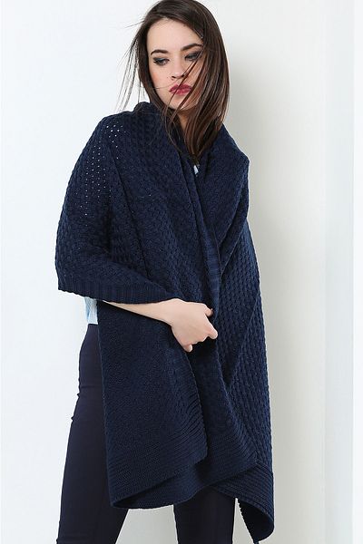 Sheilar Thick Basket Knitted Shawl