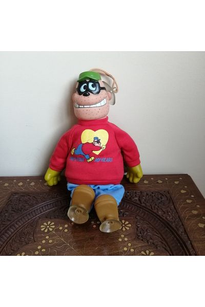 Duck Tales Heart Thief Man Red Blue Soft Filled Suction Cup Plastic Head Toy Made in China