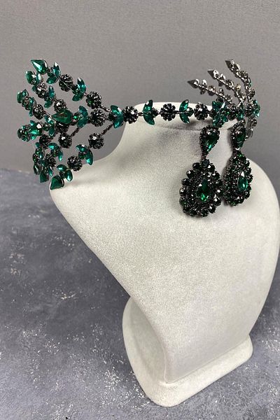 Hobigram Set de coroană de mireasă și cercei cu piatră de picătură verde cu două fețe Selen Model Henna – Coroană, Piatră de cristal – Coroană