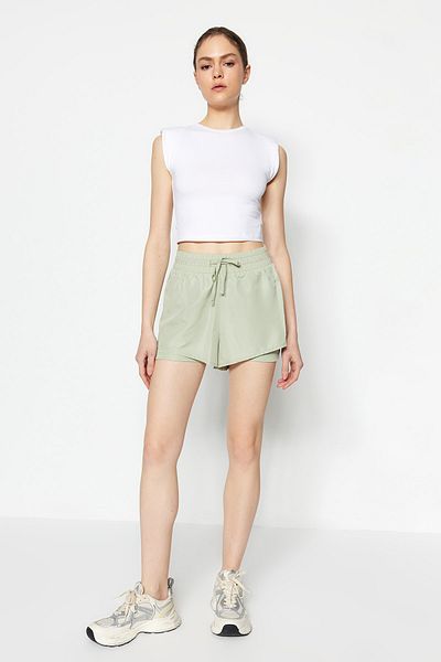 Trendyol Collection 2-lagige gestrickte Sportshorts aus Mint-Fallschirmstoff mit Innenshorts TWOAW21SR0012