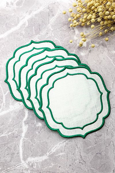 WEARE2 Green Colored Double Wrap Embroidered 4-Piece Cocktail Napkin