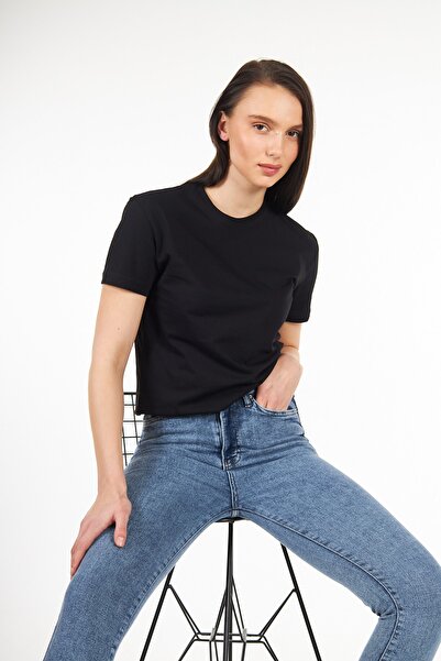 Elia Moda Μαύρο μπλουζάκι με λαιμόκοψη 100% βαμβακερό