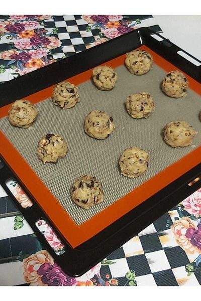Sihirlicin Multi-Purpose Professional Fireproof Non-Stick Washable Silicone Cooking Mat 30cmx40cm