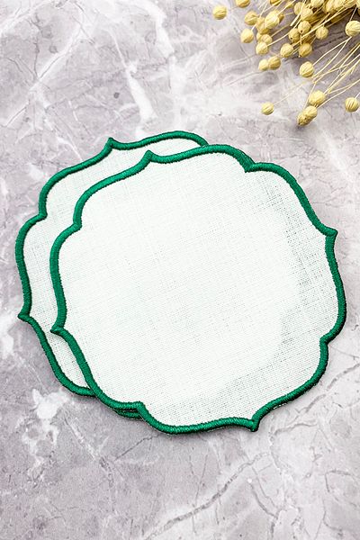 WEARE2 Green Colored Embroidered Linen Effect Set of 2 Cocktail Napkins
