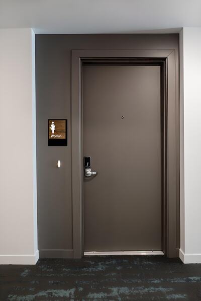 Kadın Wc Yönlendirme Tabelası