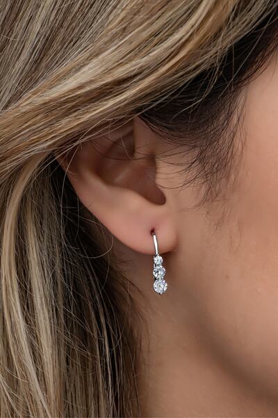 Nereze 925 Ayar Gümüş Rodyumlu 3 Taşlı Tasarım Küpe