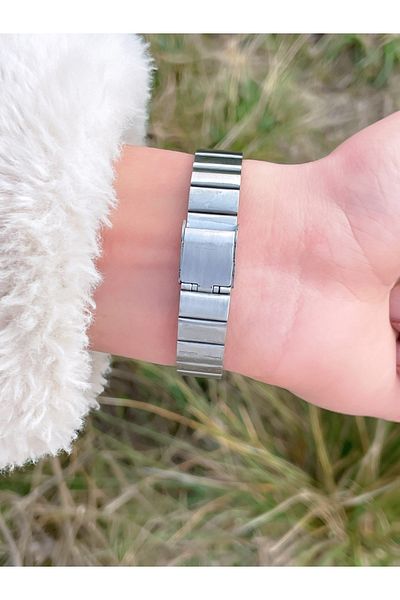LOOQ Square Minimal Women's Wristwatch