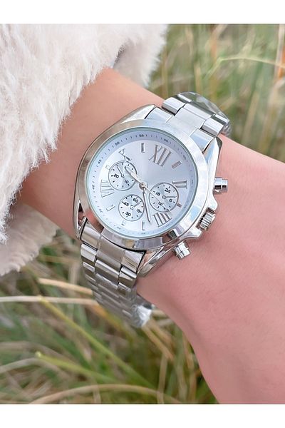 LOOQ Stylish Women's Wristwatch