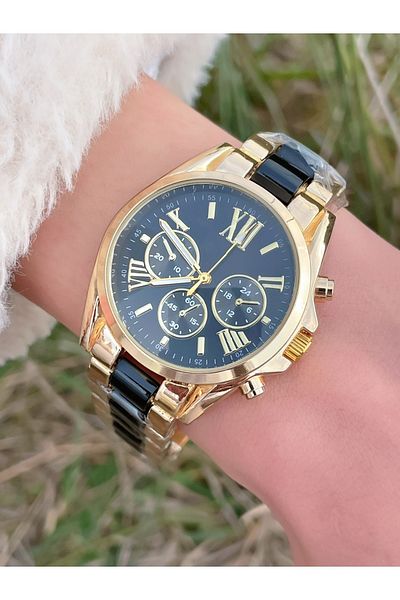 LOOQ Roman Numeral Colored Women's Clock