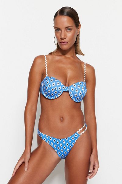 Trendyol Collection Geometric Patterned Normal Leg Bikini Bottom TBESS23BA00124
