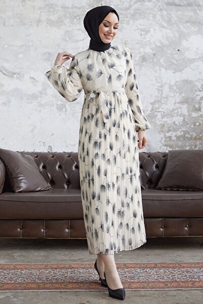 InStyle Pale Sea Leaf Pleated Chiffon Dress - White