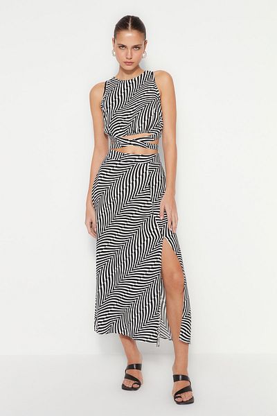 Trendyol Collection Černá geometrická vzorovaná viskózová tkanina Midi délka Tkaná sukně TWOSS23ET00017