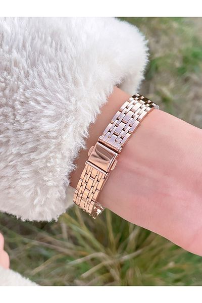 LOOQ Retro Minimal Women's Wristwatch