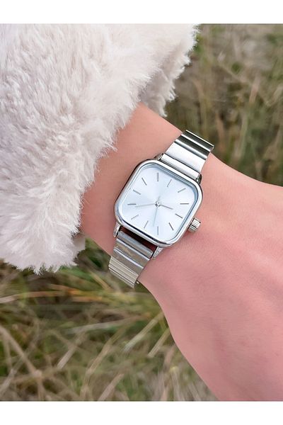 LOOQ Square Minimal Women's Wristwatch