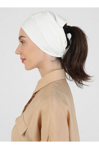 Ecardin Cream Colored Large Tied Tape Bonnet - St 046