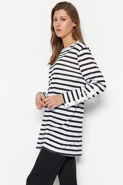 Trendyol Modest Tuniken - Schwarz - Regular Fit
