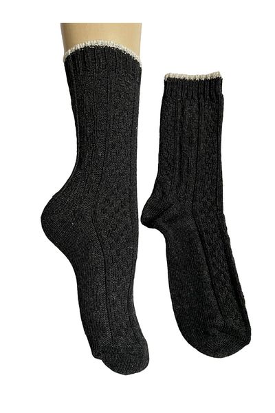 Yonca Butik Patterned Socks