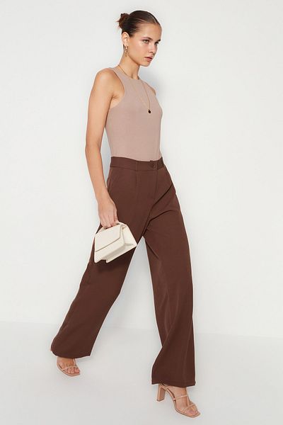Trendyol Collection Темно-коричневі плісировані штани з високою талією та широкими штанинами TWOAW21PL0076
