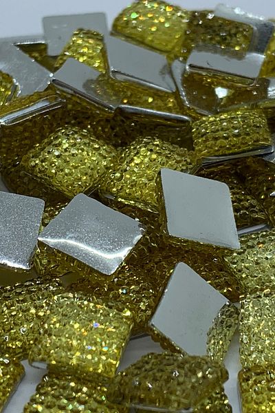 Cem Davetiye Decoration Stone Square Yellow 10mm 2500 Pieces Polyester Stones