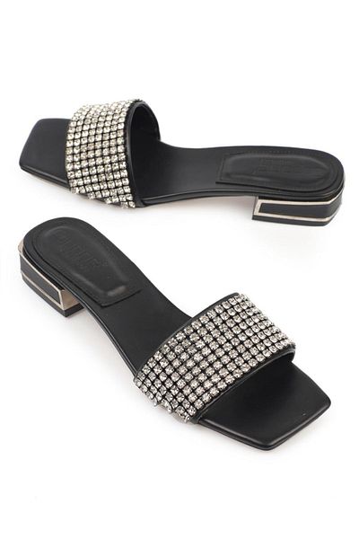 Capone Outfitters Černé dámské pantofle Capone Blunt Toe Stoned s jedním páskem na krátkém podpatku