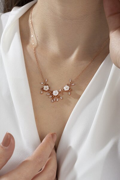 ESSARE 925 Ayar Gümüş Kadın 3'lü Manolya Çiçeği Kolye