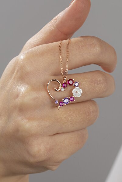 ESSARE 925 Ayar Gümüş Kadın Manolya Detaylı Kalpli Aşk Çiçeği Kolye