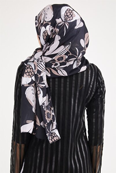 Differenza Hydrangea Shawl Black Mink